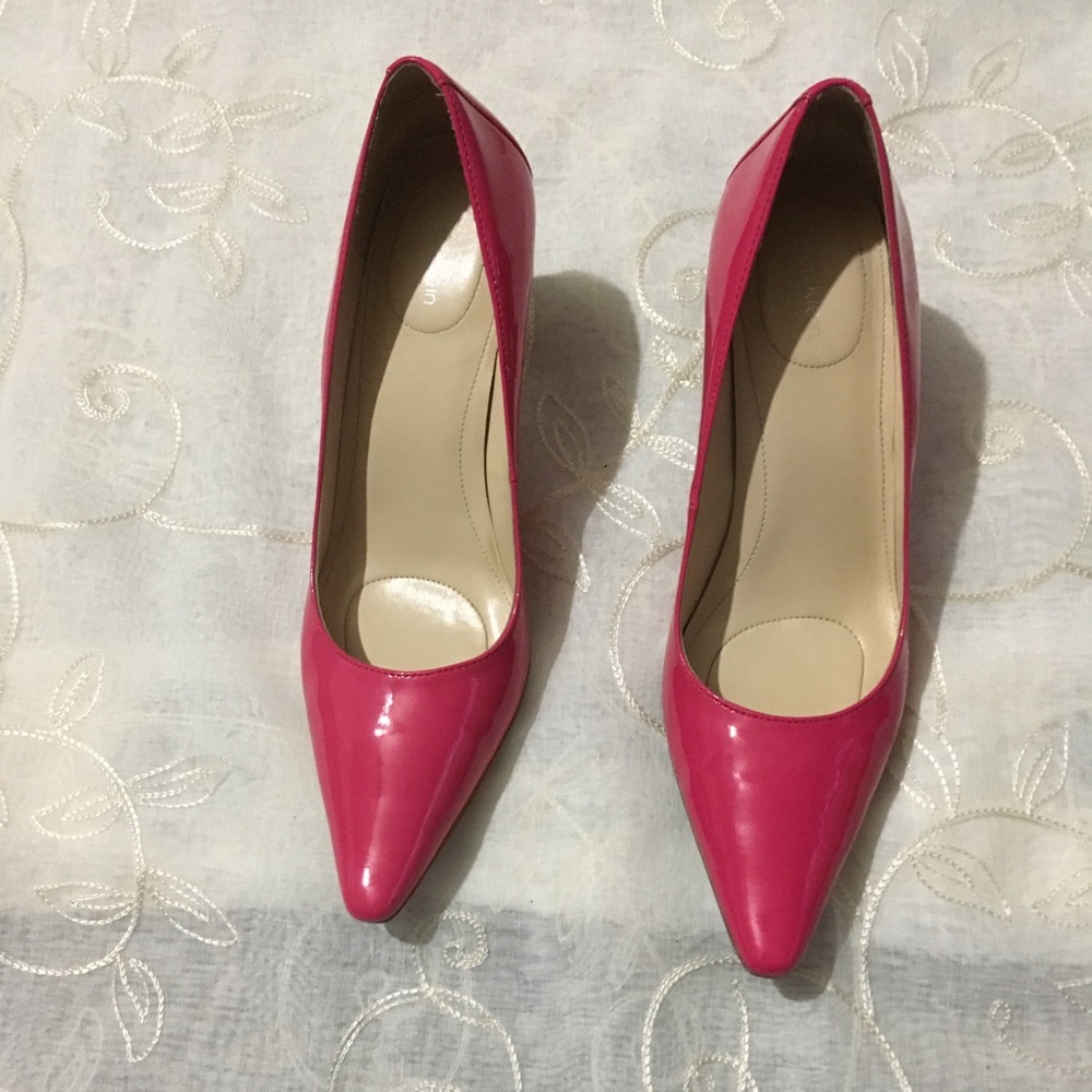 Shoe